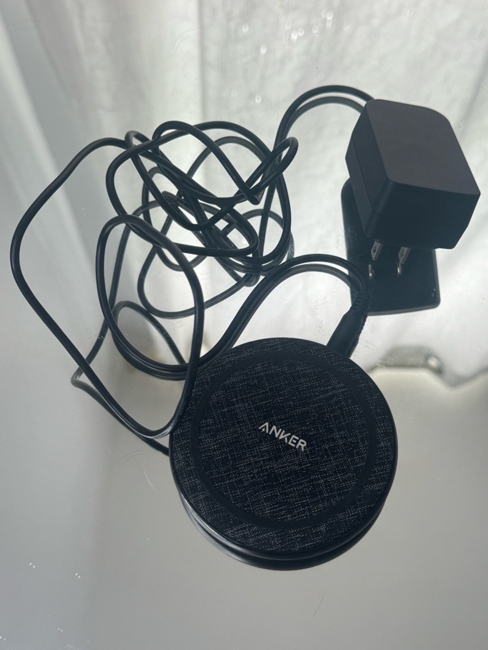 Anker Black Wireless Charging Pad with Power Adapter